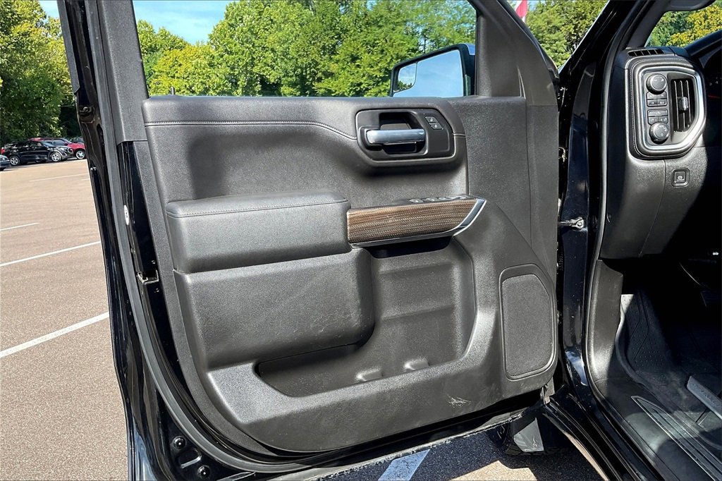 Used 2019 Chevrolet Silverado 1500 LT w/ All-Star Edition image 23