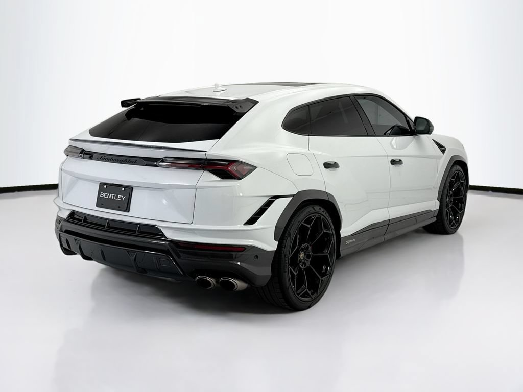 Used 2023 Lamborghini Urus Performante AWD/4WD image 5
