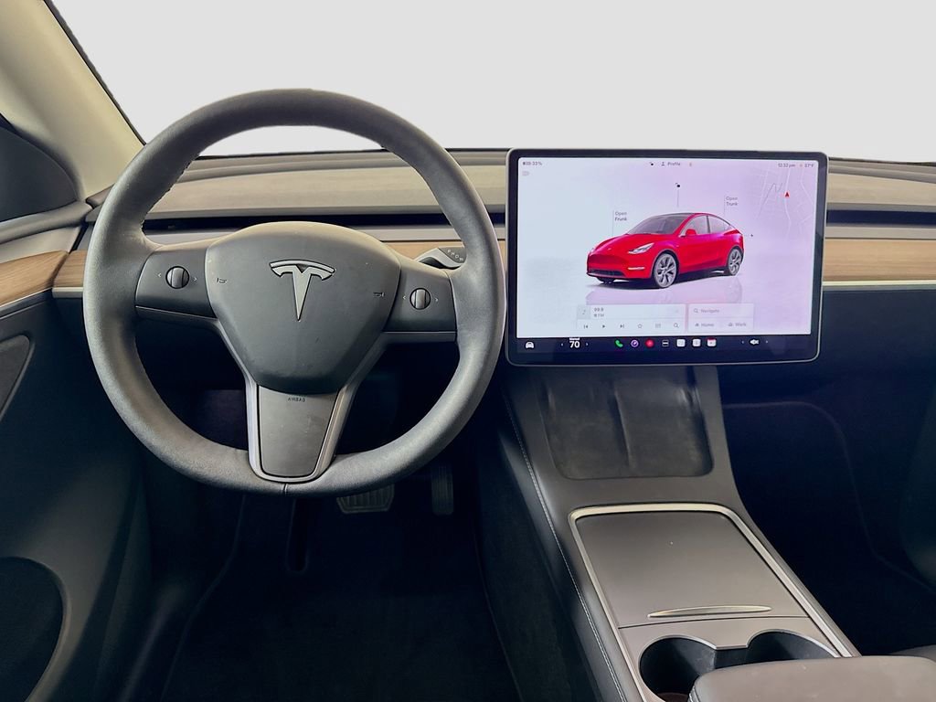 Used 2025 Tesla Model Y Long Range image 23