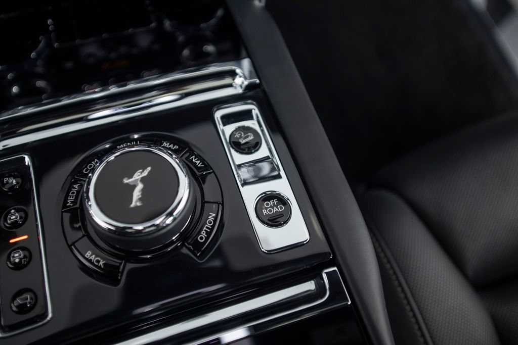 Used 2019 Rolls-Royce Cullinan AWD/4WD image 55