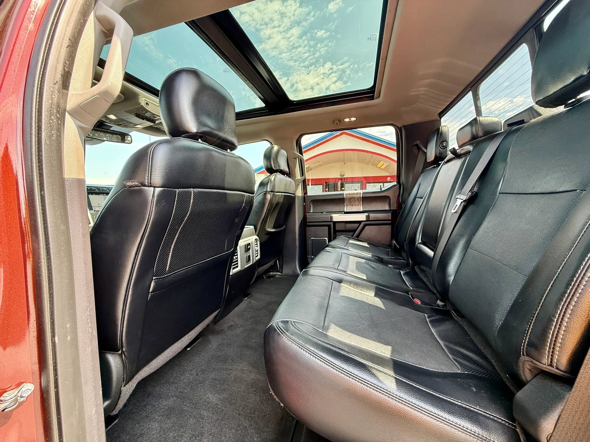 Used 2017 Ford F350 Lariat w/ Lariat Ultimate Package AWD/4WD image 15