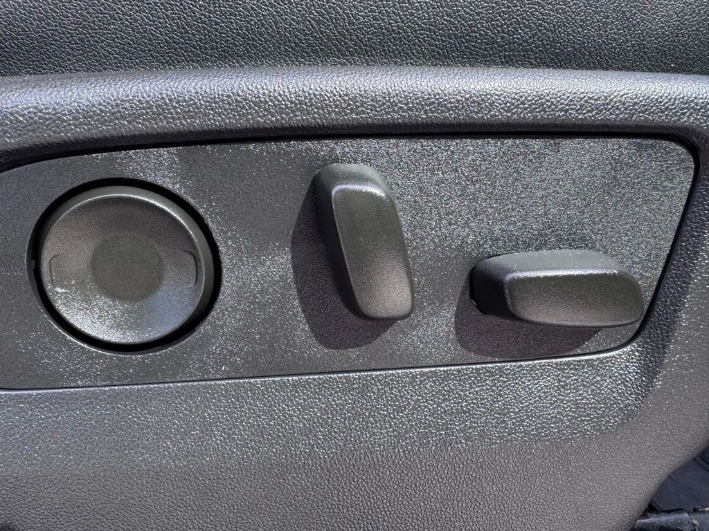 Used 2024 GMC Sierra 2500 AT4 w/ AT4 Premium Plus Package image 34