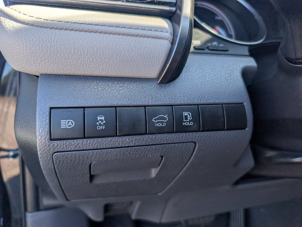 Used 2019 Toyota Camry LE w/ Fleet Convenience Package FWD image 22