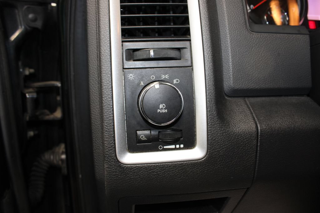 Used 2010 Dodge Ram 1500 Truck Sport AWD/4WD image 17