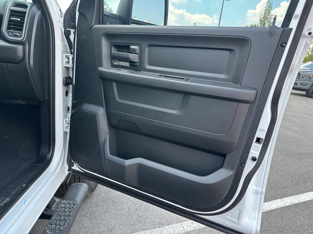 New 2026 RAM 3500 Tradesman AWD/4WD image 18