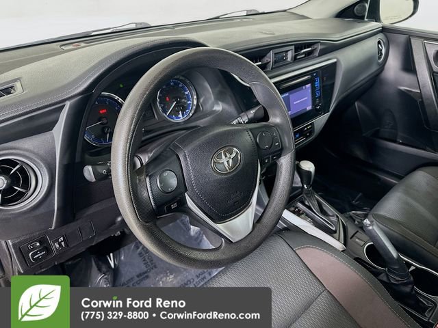 Used 2018 Toyota Corolla LE FWD image 9