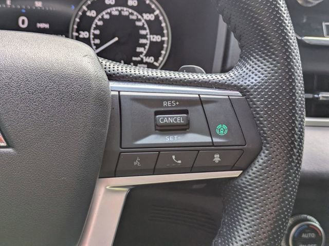 Used 2022 Mitsubishi Outlander SE image 29