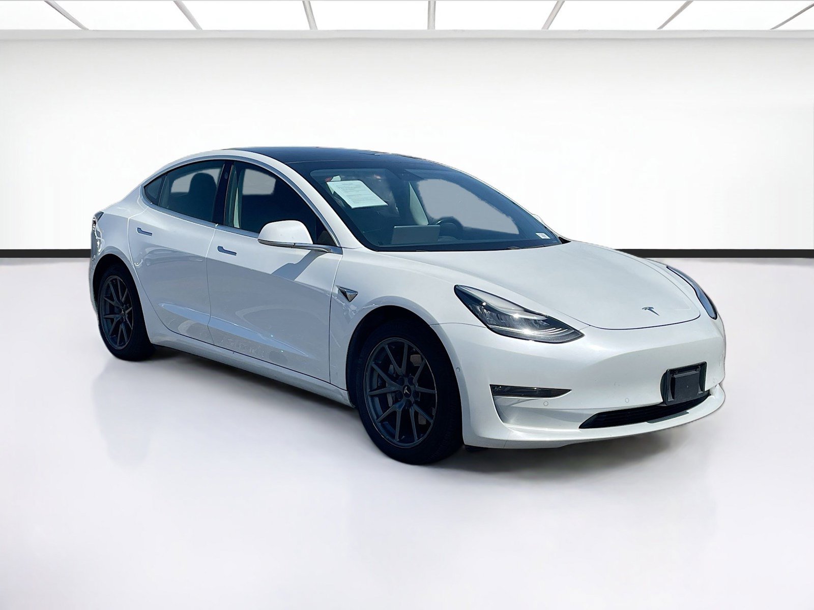 Used 2018 Tesla Model 3 Long Range AWD/4WD image 3