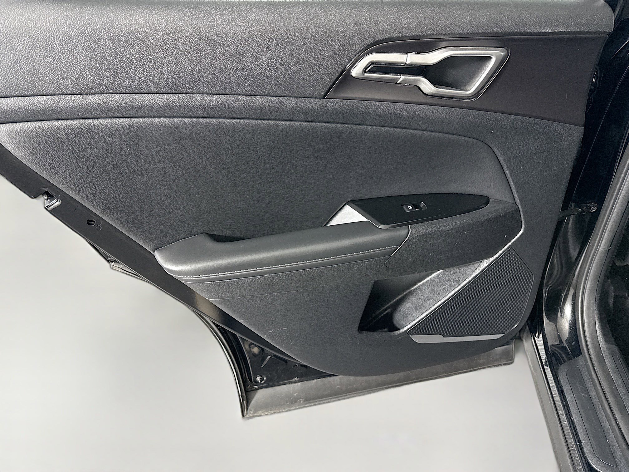 Used 2023 Kia Sportage EX image 26