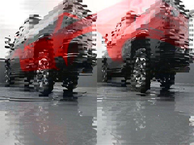 Used 2024 Chevrolet Silverado 2500 Custom w/ Custom Value Package image 33