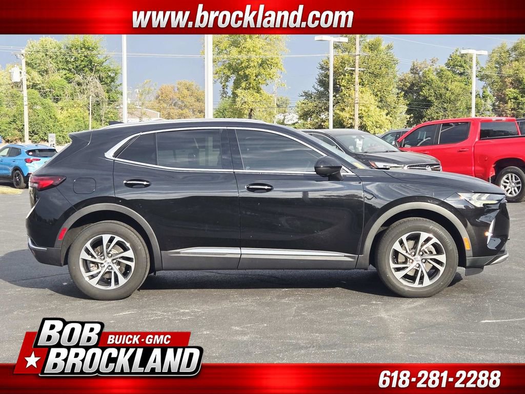 Used 2022 Buick Envision Essence w/ Technology Package I image 2