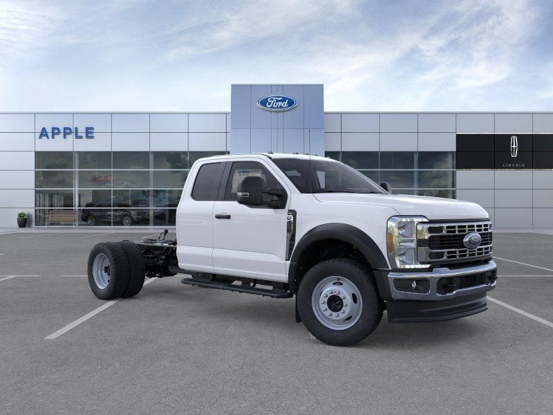 New 2025 Ford F450 XL w/ XL Chrome Package AWD/4WD image 7