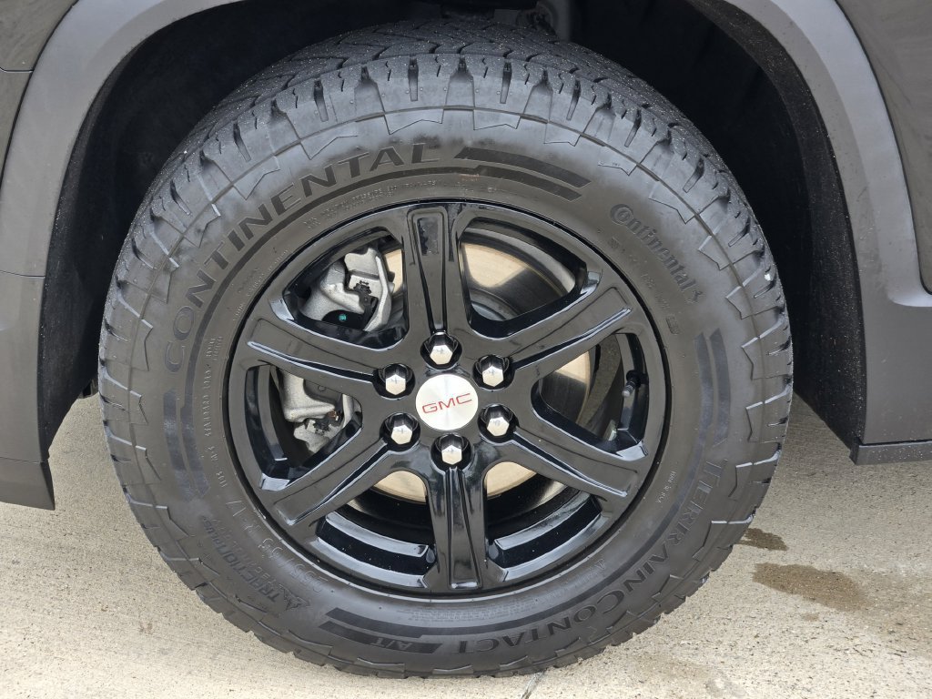 Used 2023 GMC Acadia AT4 AWD/4WD image 8
