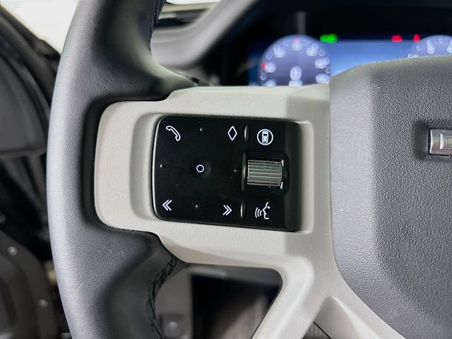 Used 2025 Land Rover Defender 130 S AWD/4WD image 10