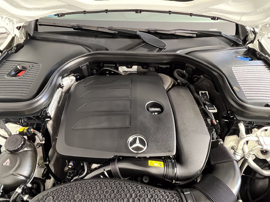 Used 2022 Mercedes-Benz GLC 300 4MATIC image 15