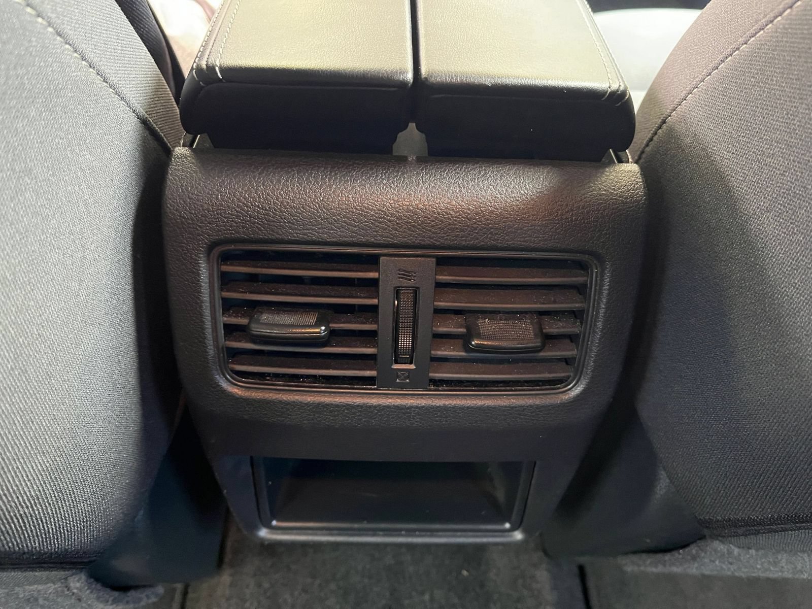 Used 2023 Nissan Rogue S FWD image 22