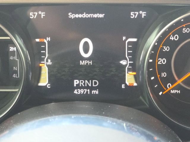 Used 2020 Jeep Wrangler Unlimited Sahara image 42