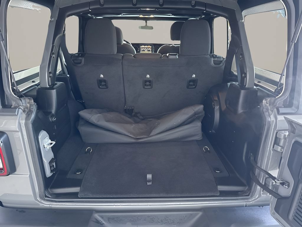 Used 2023 Jeep Wrangler Unlimited Sport AWD/4WD image 23