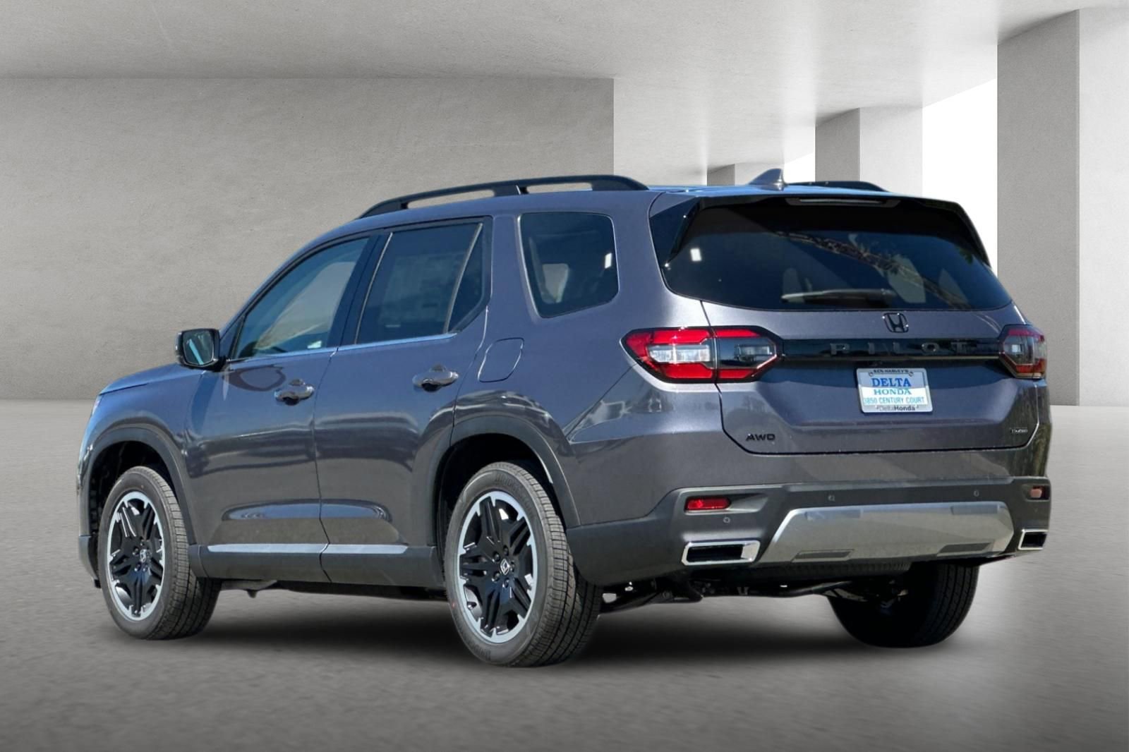 New 2026 Honda Pilot Touring image 6