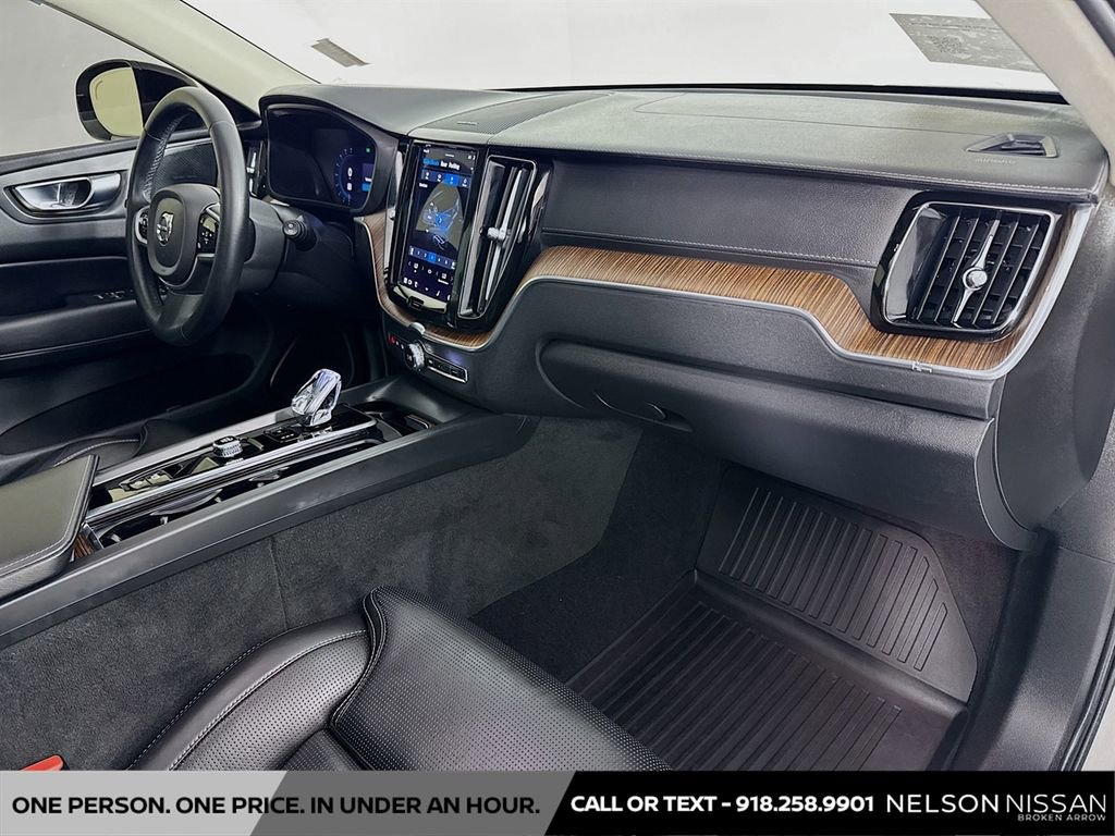 Used 2023 Volvo XC60 B5 Ultimate w/ Climate Package AWD/4WD image 31