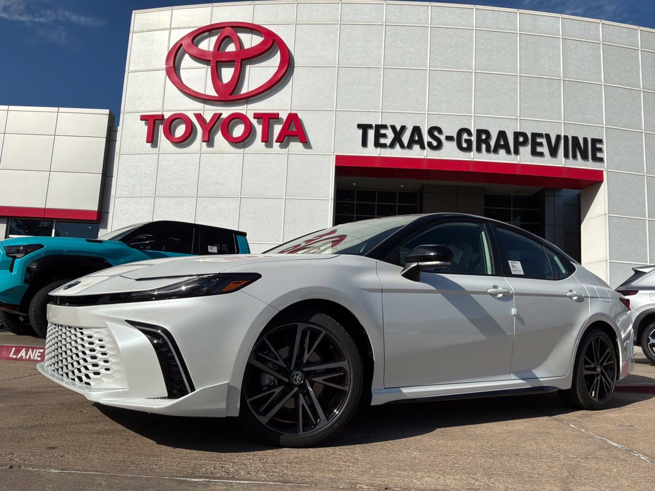 New 2026 Toyota Camry XSE FWD image 2