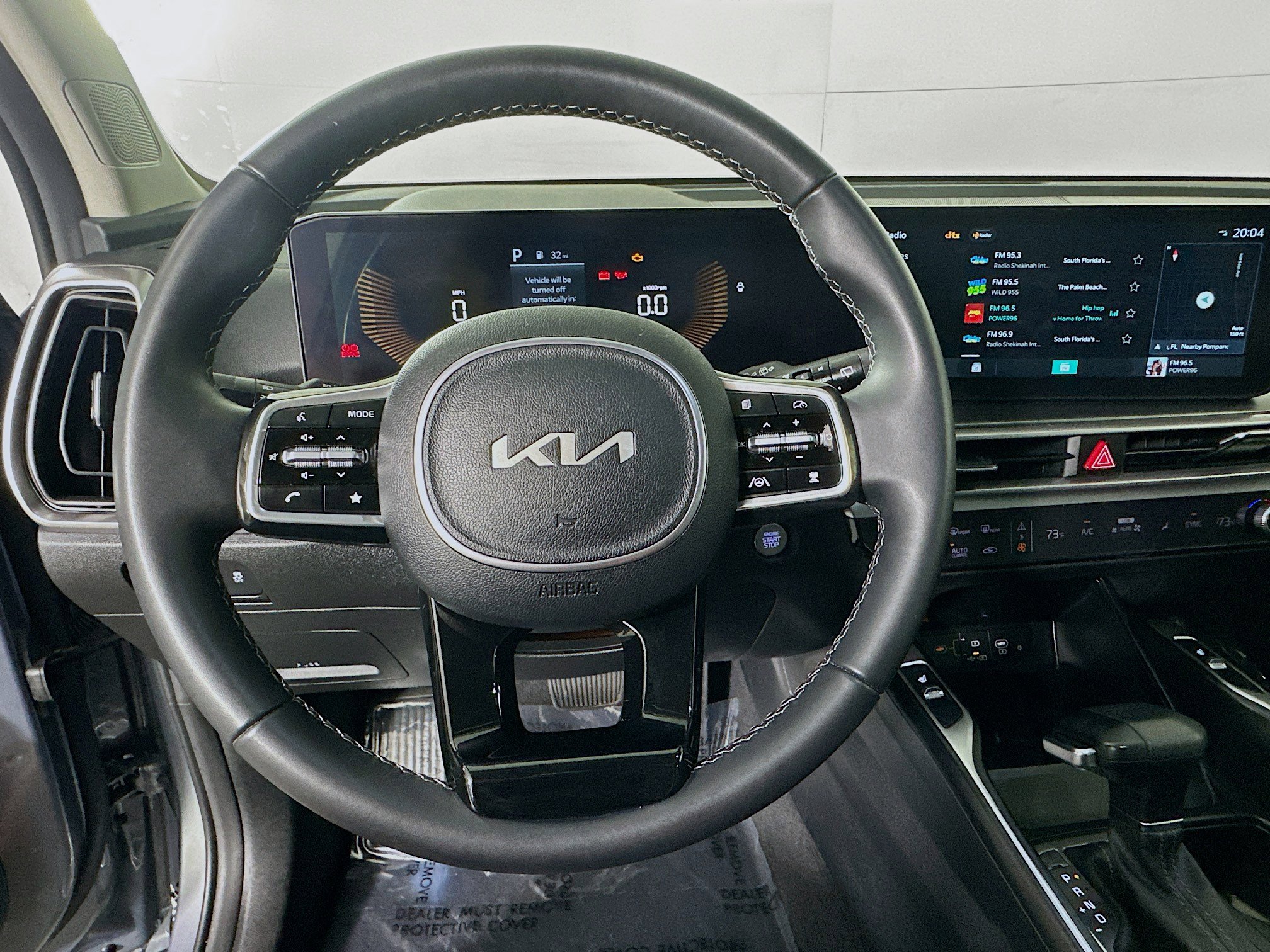 Used 2025 Kia Sorento S w/ Panoramic Sunroof Package image 15