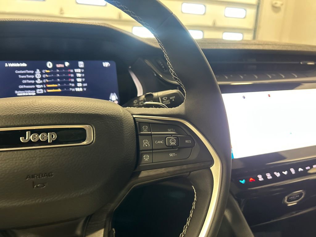 New 2026 Jeep Grand Cherokee Altitude image 20
