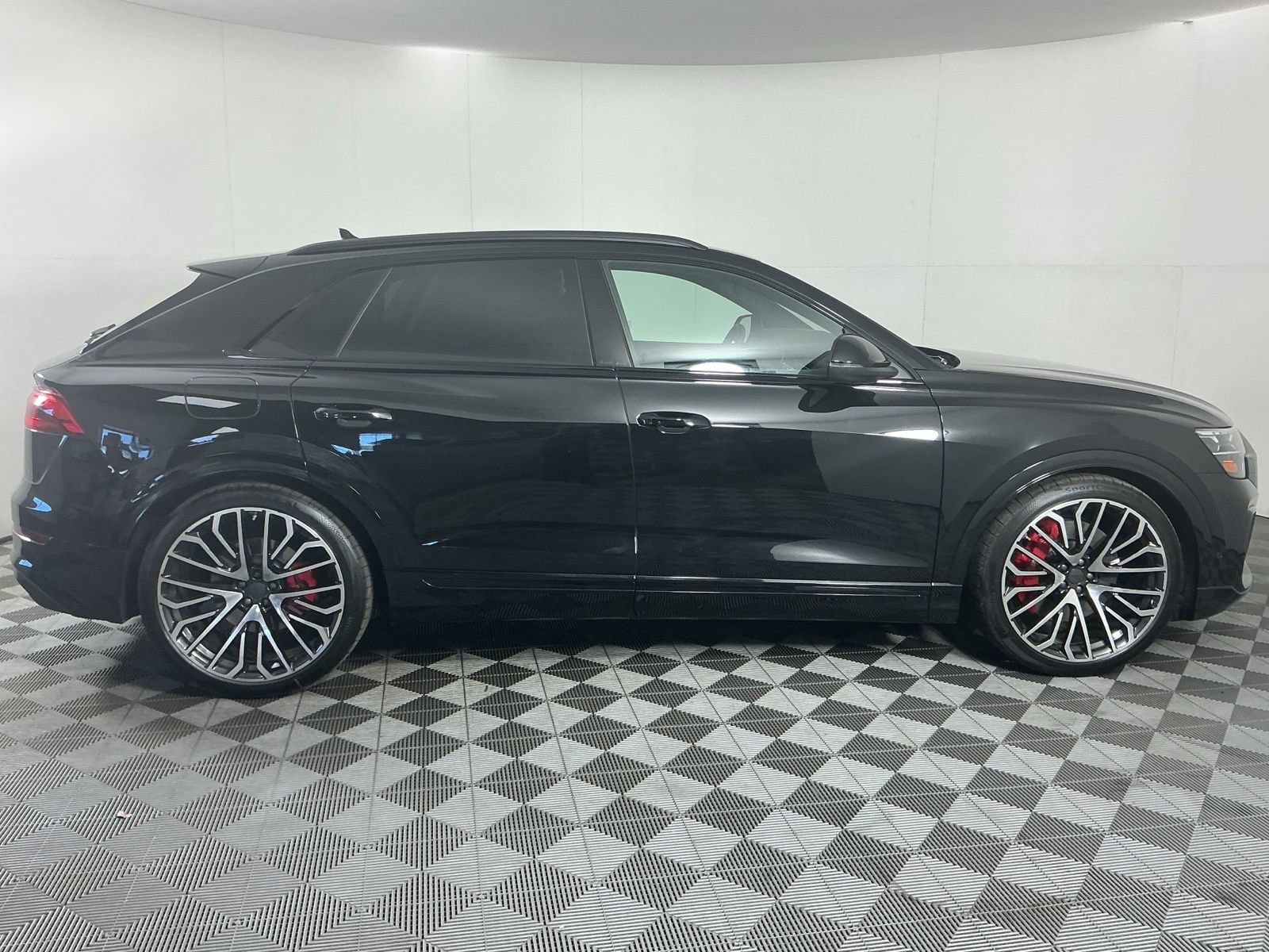 New 2026 Audi SQ8 Prestige AWD/4WD image 10