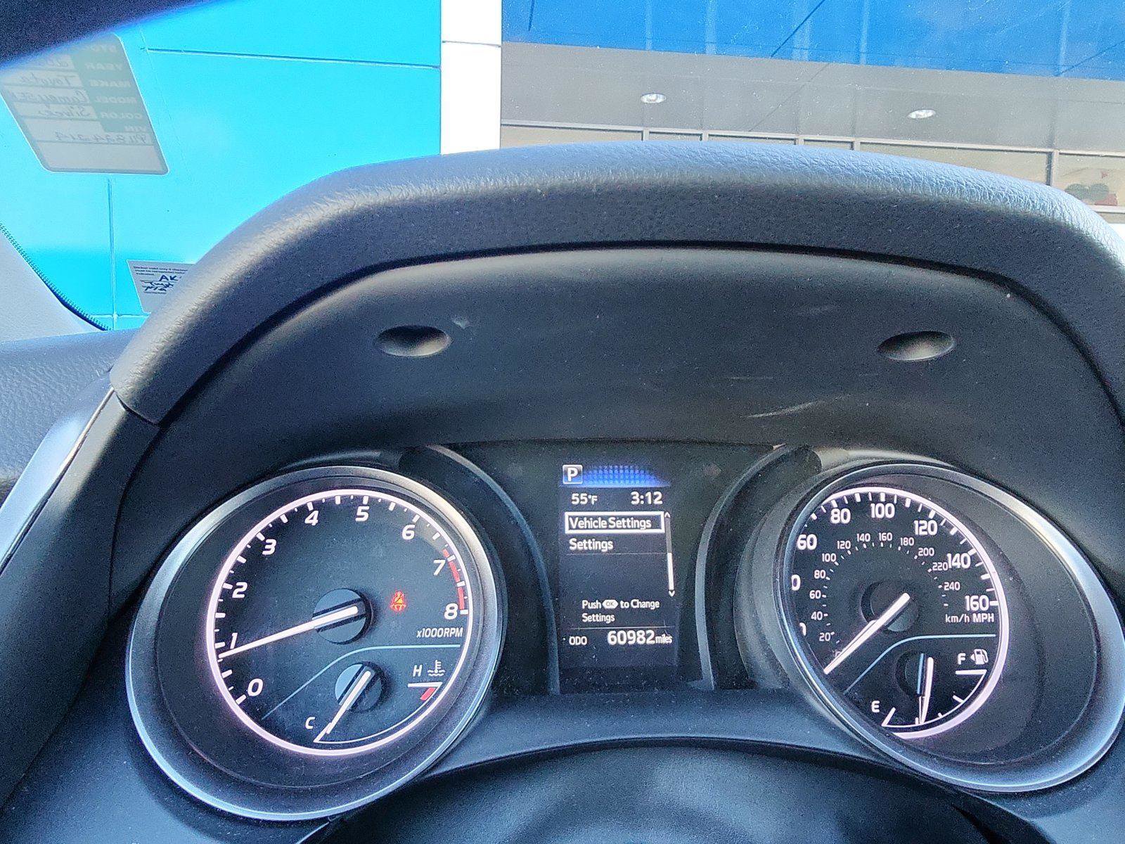 Used 2023 Toyota Camry SE image 16