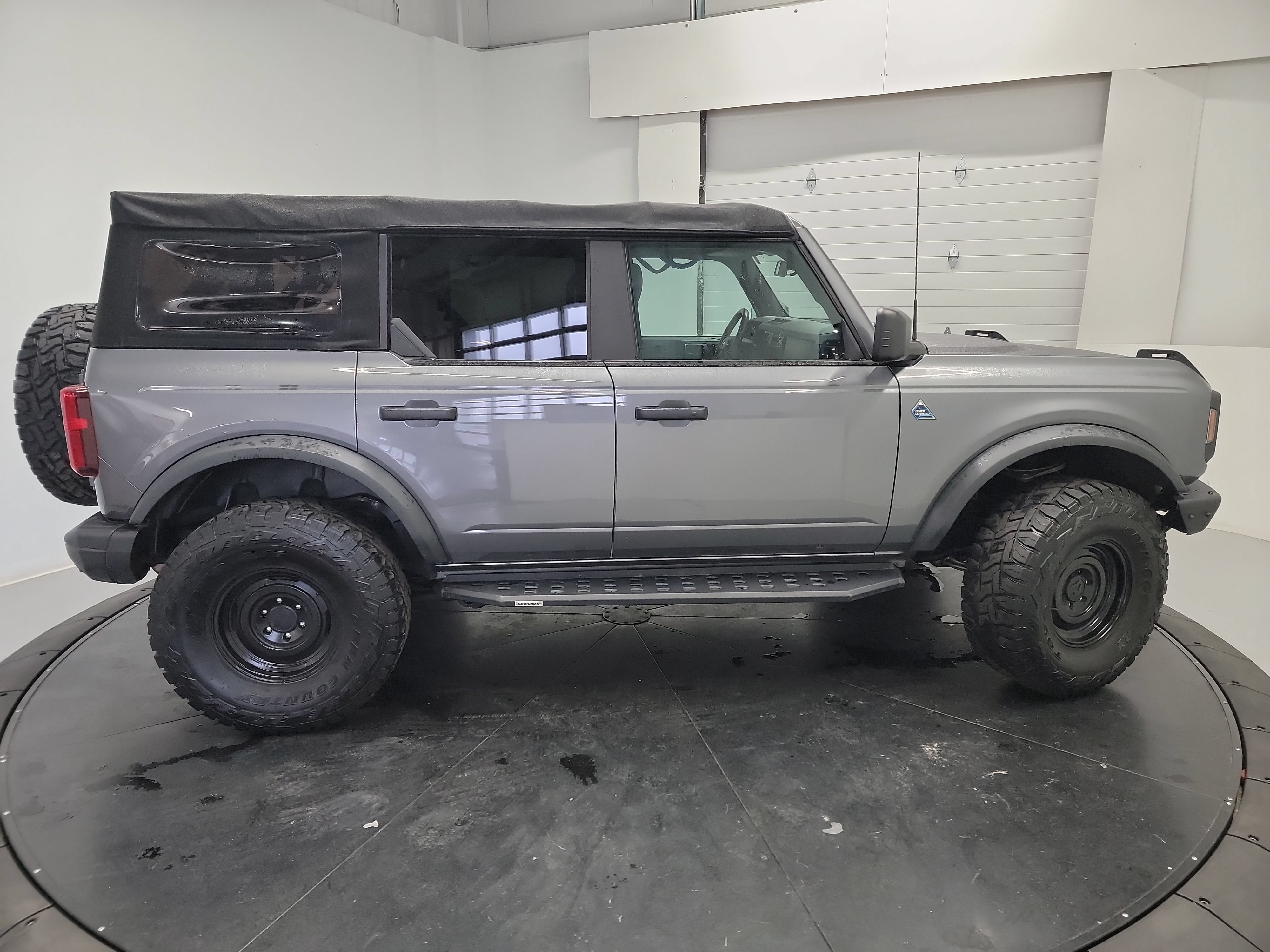 Used 2021 Ford Bronco Black Diamond AWD/4WD image 11