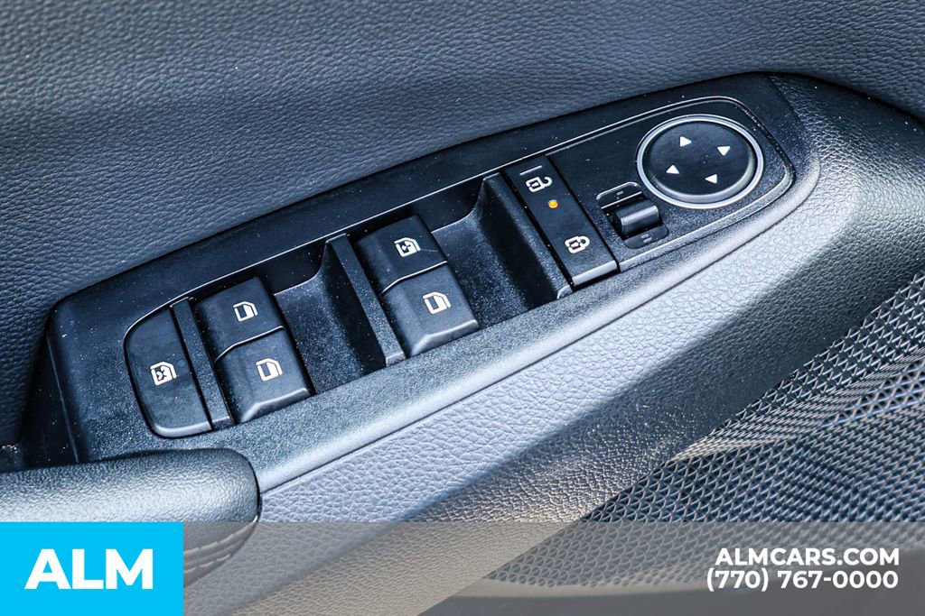 Used 2025 Kia Seltos S FWD image 48