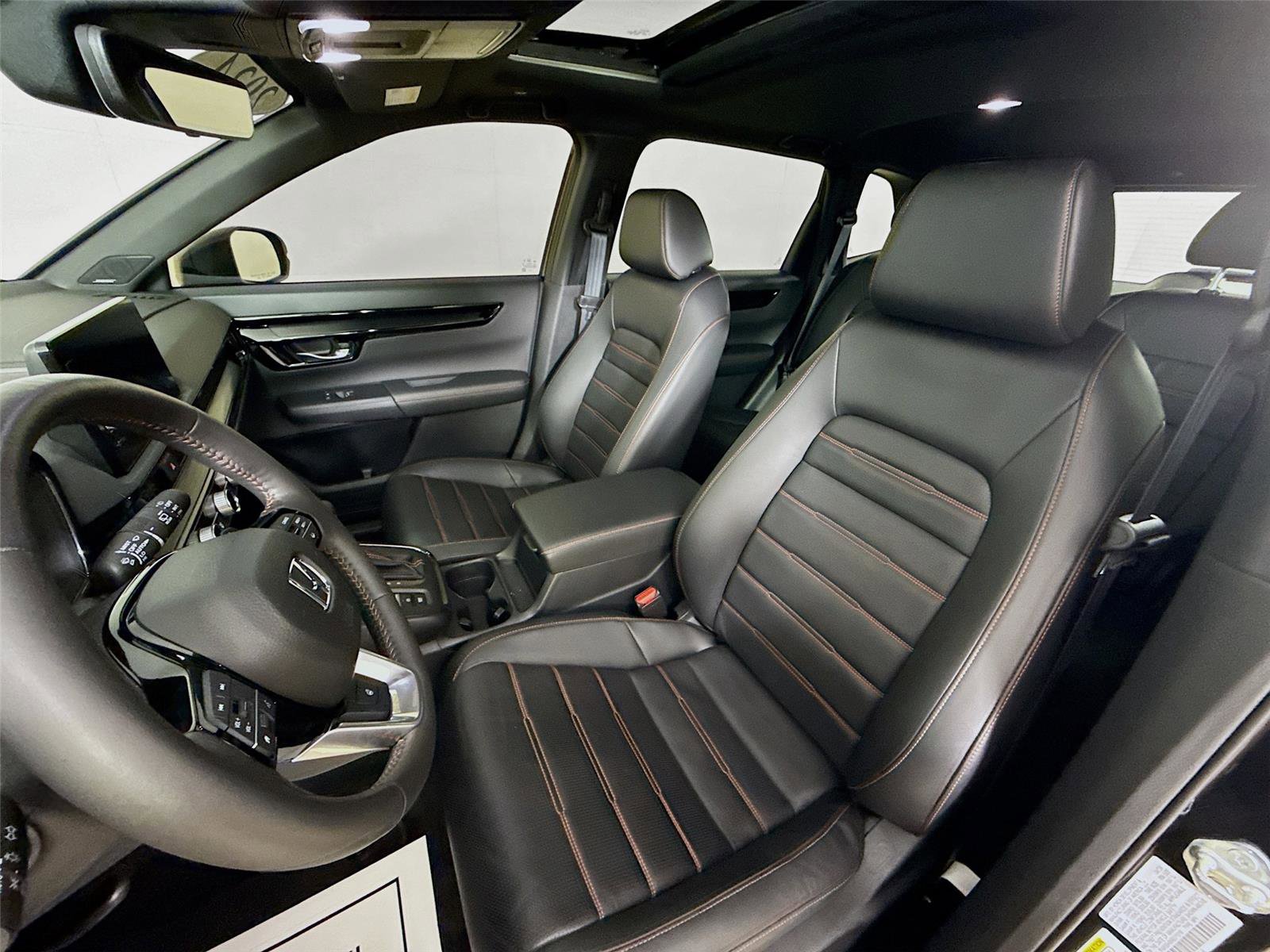 Used 2024 Honda CR-V Sport Touring image 5