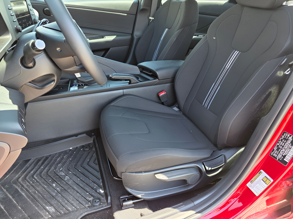 New 2026 Hyundai Elantra Sport FWD image 13