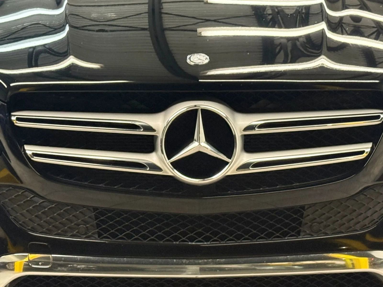 Used 2016 Mercedes-Benz GLE 350 w/ Premium Package image 5