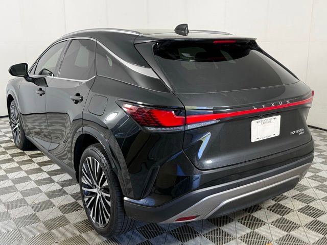 Used 2023 Lexus RX 350 w/ Accessory Package (Z1) image 4