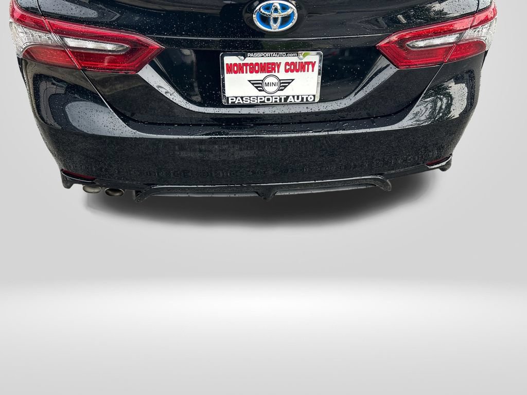 Used 2021 Toyota Camry XSE w/ Cold Weather Package FWD image 27