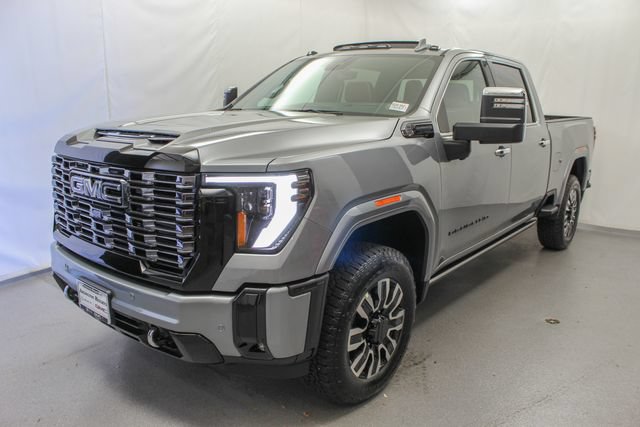 New 2026 GMC Sierra 2500 Denali Ultimate w/ LPO, Black Badging Package AWD/4WD image 5