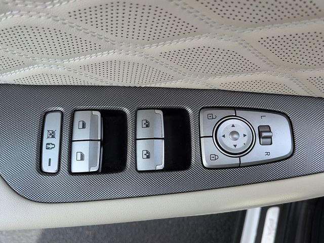 Used 2021 Hyundai Palisade Calligraphy image 15