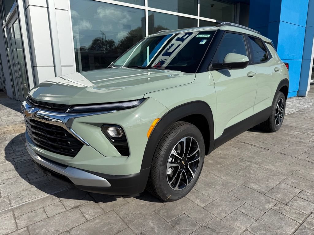 New 2026 Chevrolet TrailBlazer LT FWD image 1