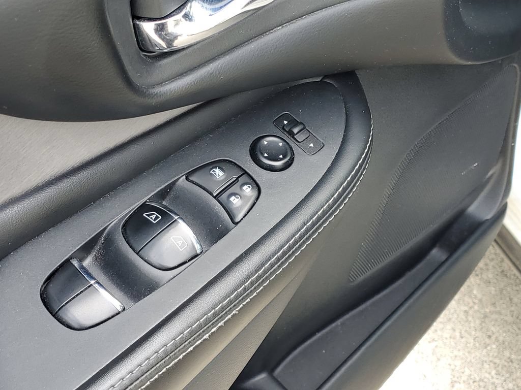 Used 2023 Nissan Murano SL w/ SL Moonroof Package AWD/4WD image 22