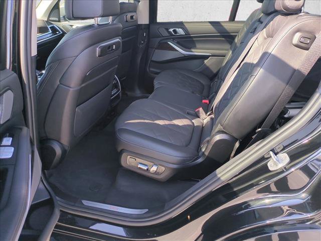 Certified 2024 BMW X7 xDrive40i w/ Premium Package AWD/4WD image 21