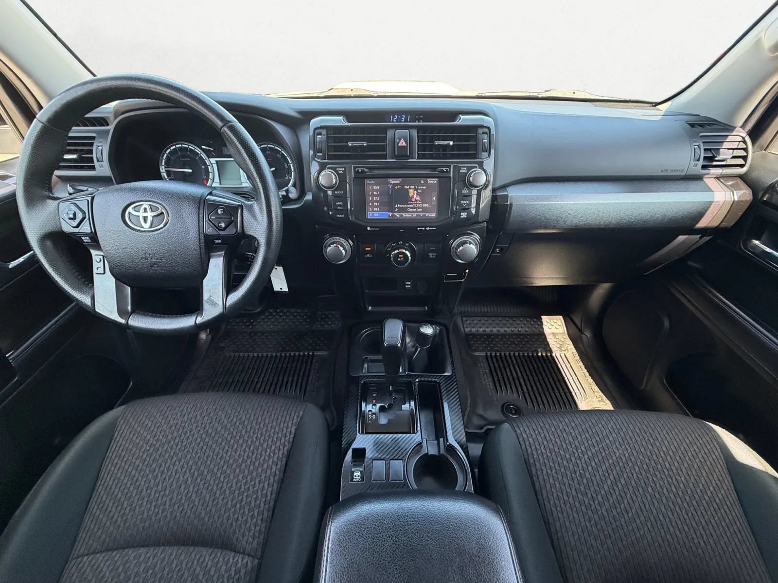 Used 2018 Toyota 4Runner TRD Off-Road AWD/4WD image 12