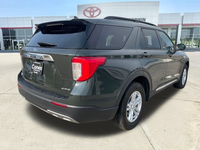 Used 2023 Ford Explorer XLT w/ Equipment Group 202A AWD/4WD image 5