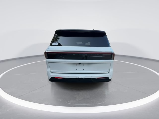 New 2027 Lincoln Navigator Black Label AWD/4WD image 7