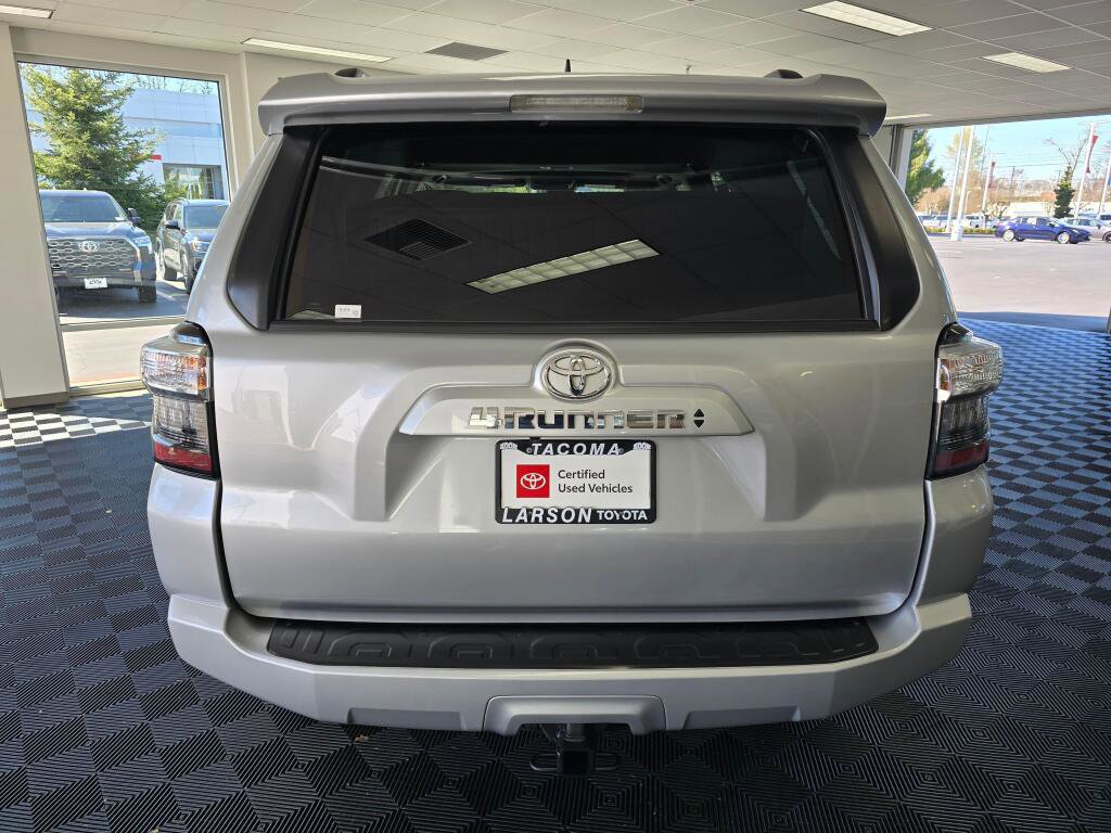 Used 2023 Toyota 4Runner SR5 Premium w/ Moonroof Package image 4