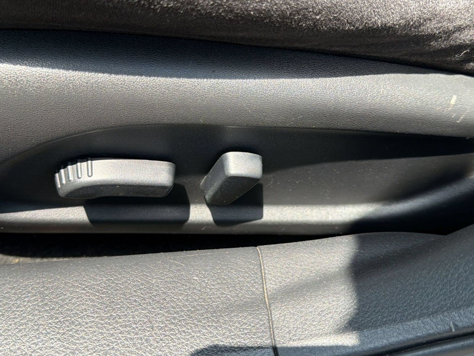 Used 2013 Nissan Altima 2.5 S FWD image 14
