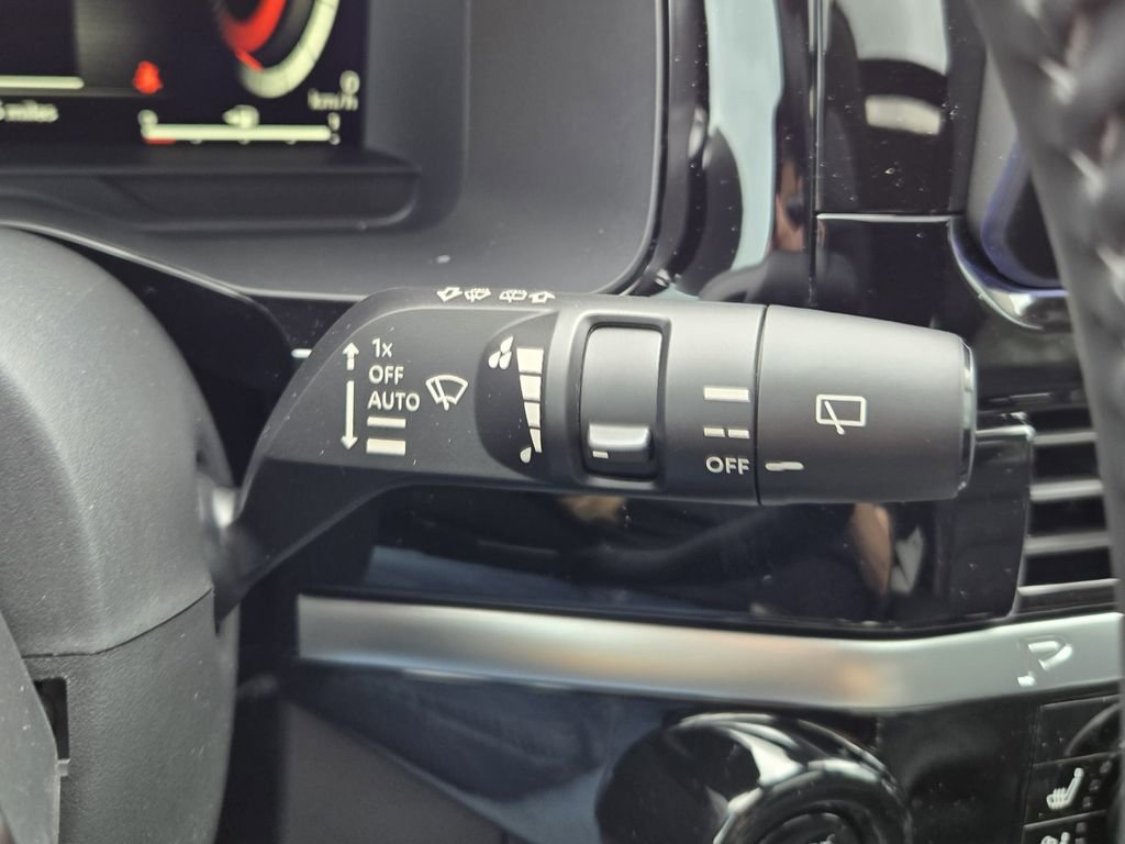 New 2026 Nissan Pathfinder SL w/ SL Premium Package image 21