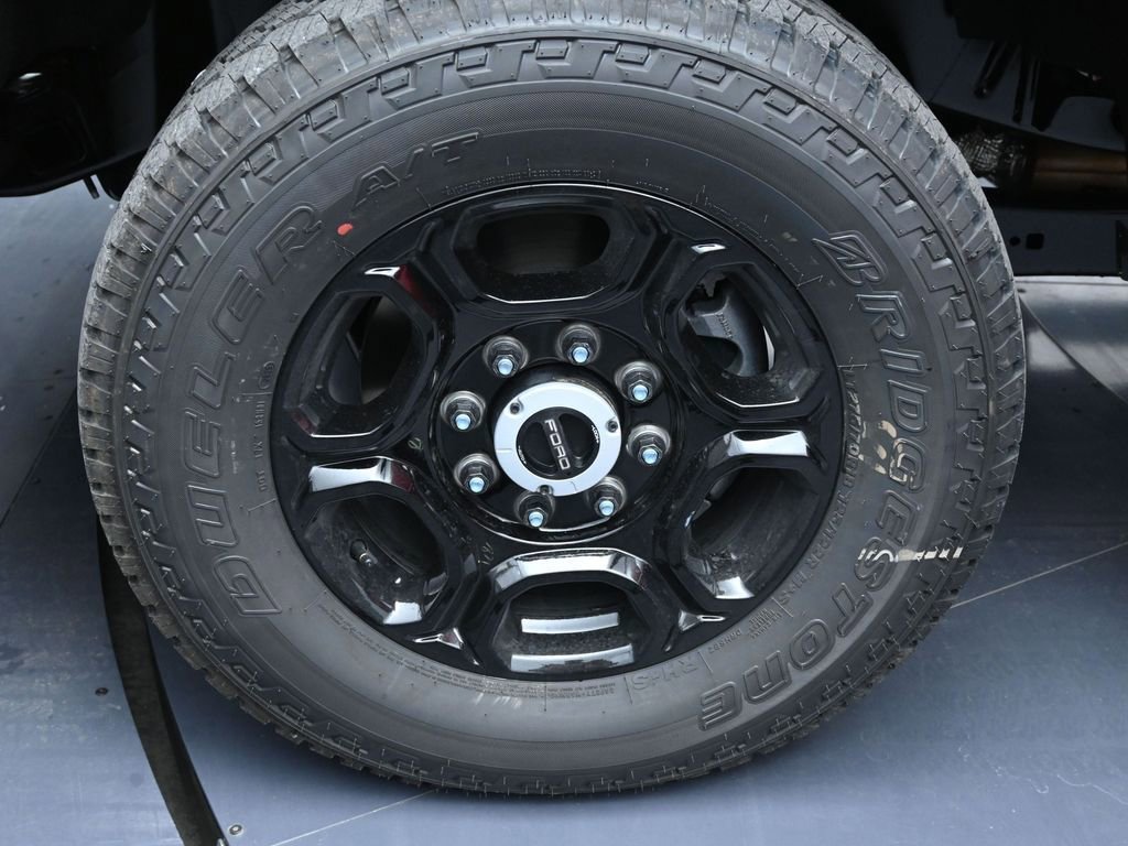 New 2026 Ford F350 4x4 Crew Cab Super Duty image 12