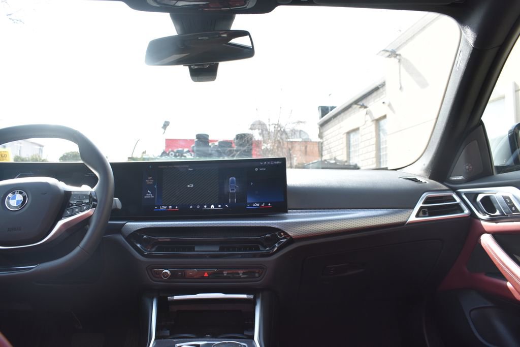 Used 2025 BMW 430i xDrive w/ Premium Package image 32