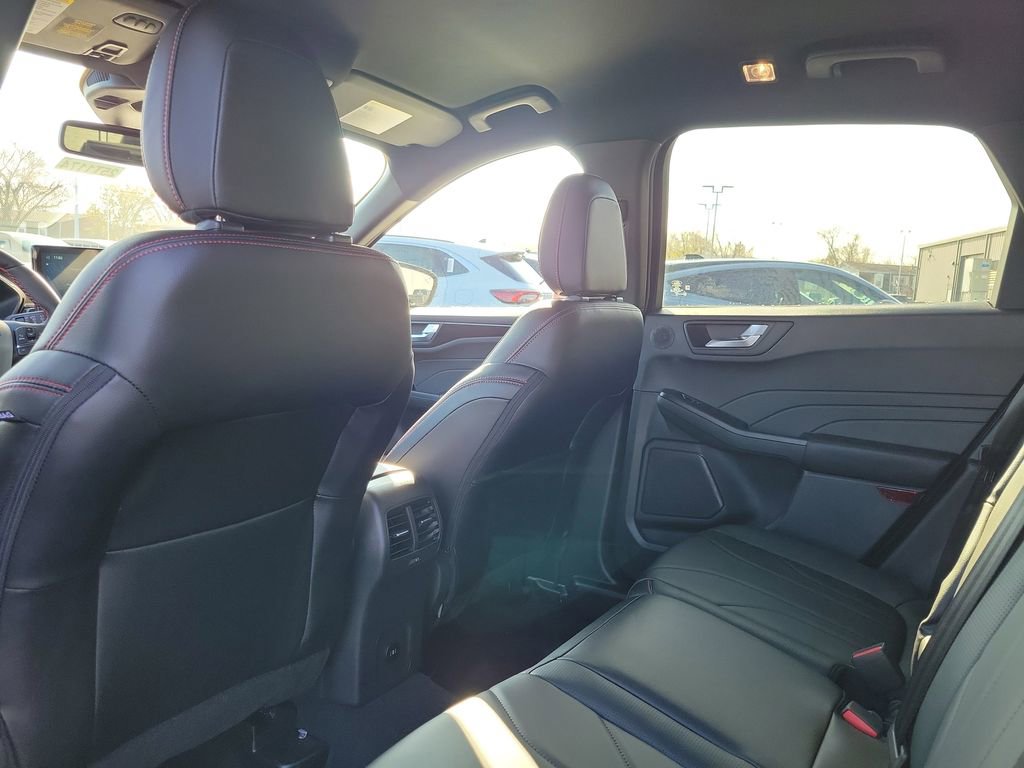 New 2025 Ford Escape ST-Line Elite w/ Premium Technology Package image 15